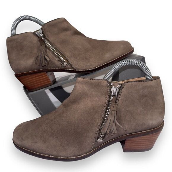 Vionic Serena Side Zip Ankle Booties "Greige Suede (Brown)" Women's 7 - Picture 1 of 11